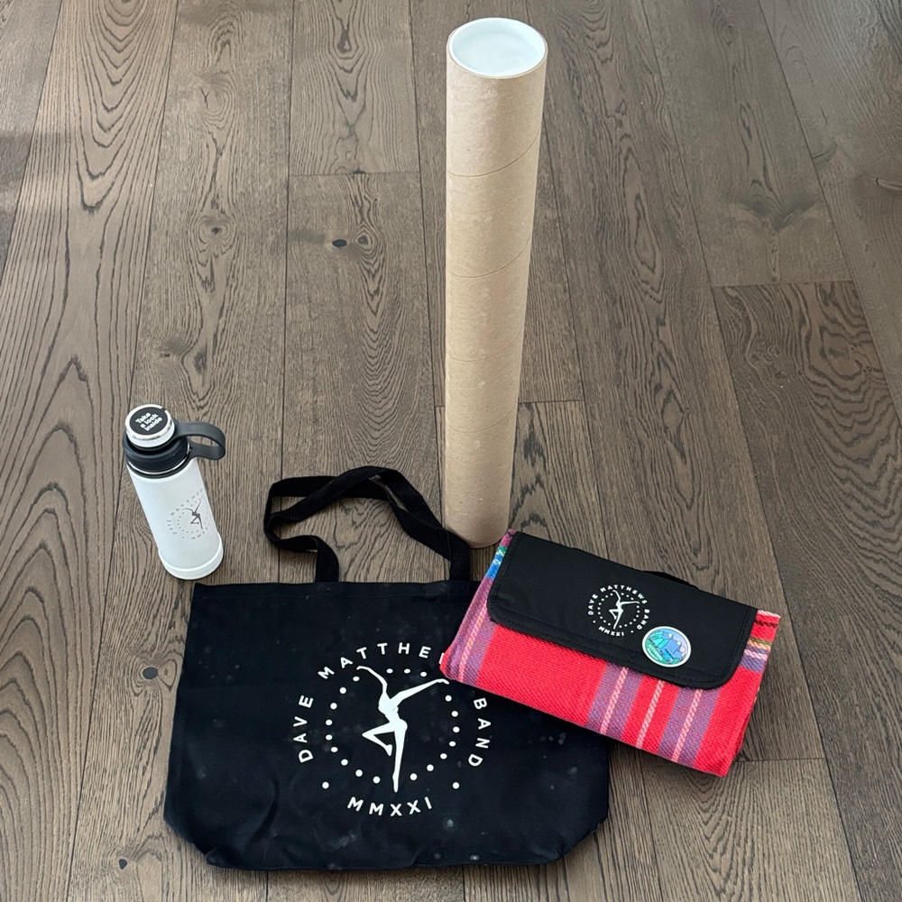 Dave Matthews Band Tote and Blanket Set Fan Collection Set